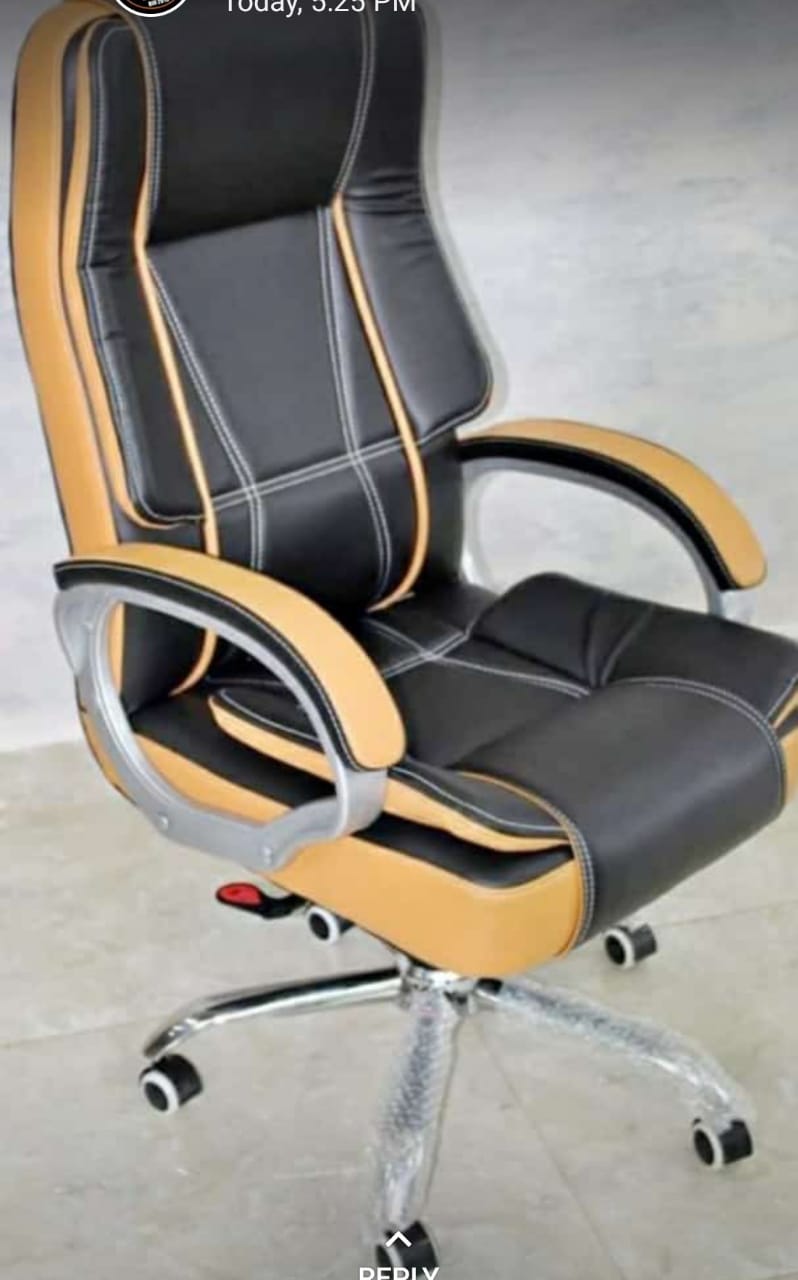 Revolving chair